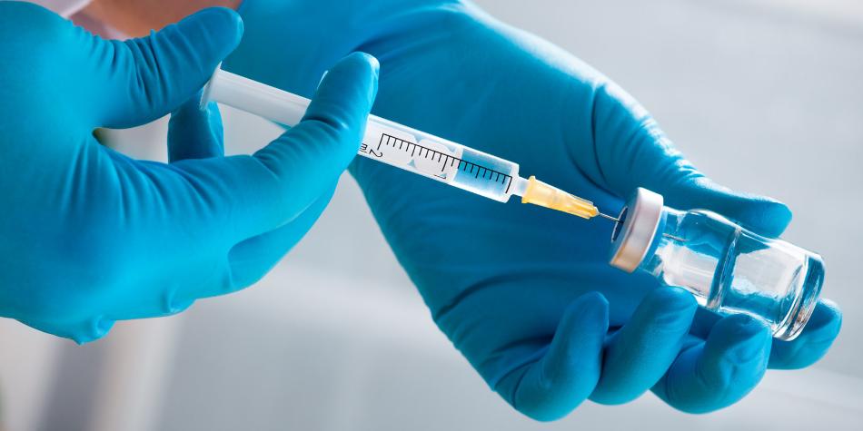 Vacunas Covid: efectos secundarios entre Janssen, Pfizer, Astrazeneca y Moderna